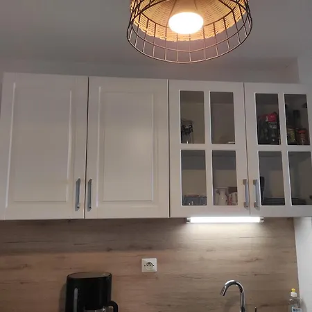 Tres Beau 아파트 아그